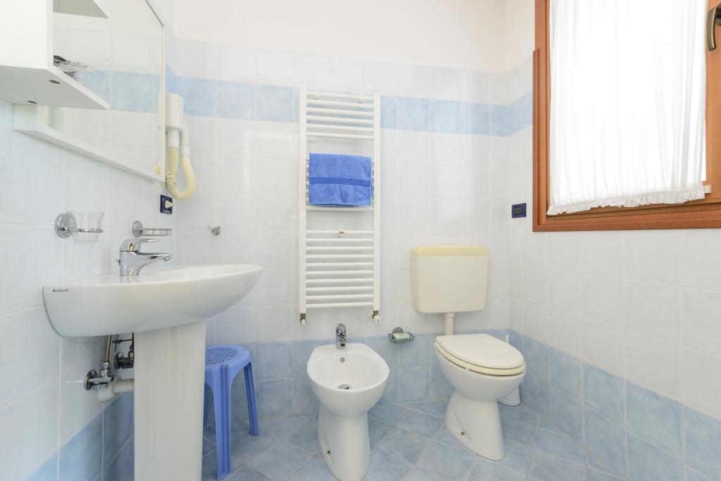 Sunbeach Apartments Lignano Sabbiadoro Kültér fotó