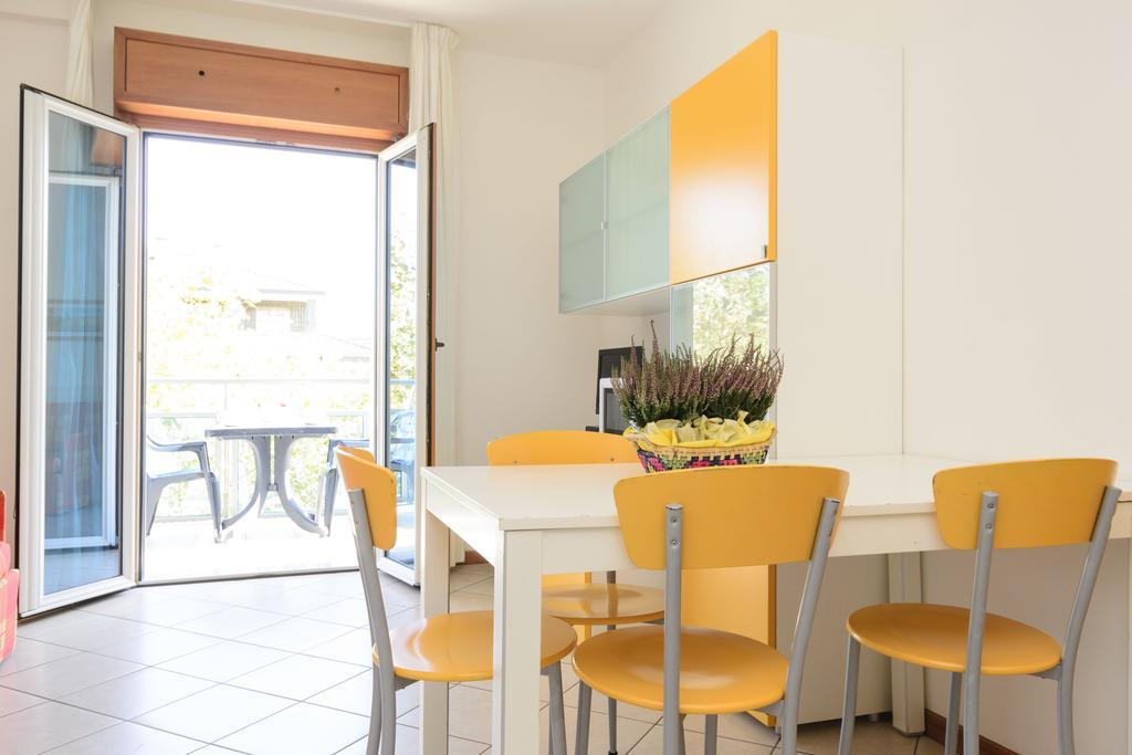 Sunbeach Apartments Lignano Sabbiadoro Kültér fotó